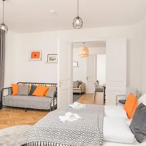 the-ring-suites.graz-austria-hotels.com/