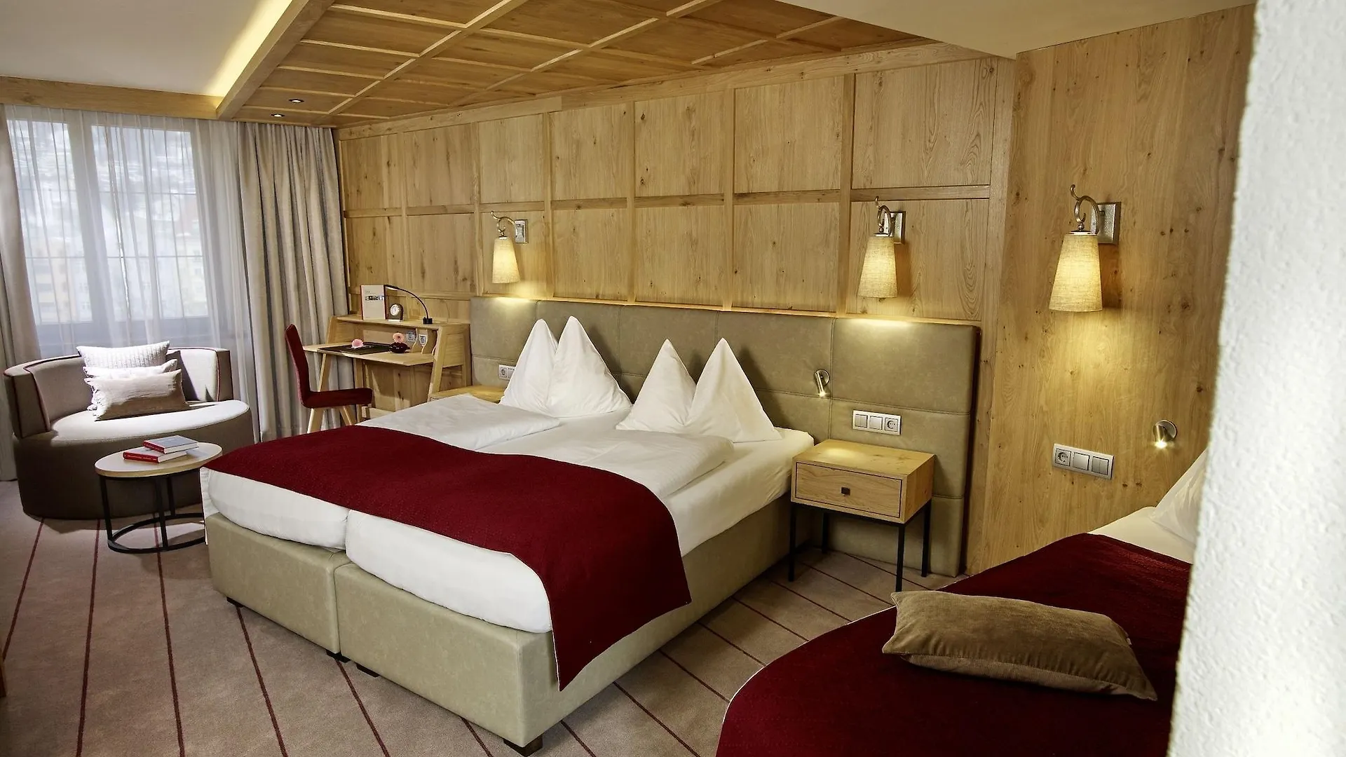 Hotel Innsbruck 4*,