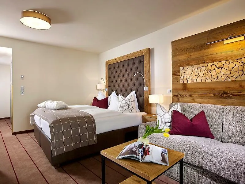 Hotel Innsbruck 4*,